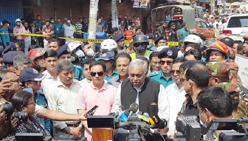 পরীক্ষা-নিরীক্ষা করে বিস্ফোরণের মূল কারণ জানা যাবে: স্বরাষ্ট্রমন্ত্রী