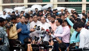 ‘বঙ্গবাজারে ক্ষতিগ্রস্তদের পাশে থাকবে বিএনপি’