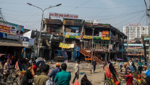 নিউ সুপার মার্কেটের আগুন পুরোপুরি নির্বাপিত: ফায়ার সার্ভিস