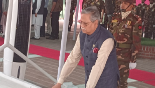 বঙ্গবন্ধুর সমাধিতে রাষ্ট্রপতি মো. সাহাবুদ্দিনের শ্রদ্ধা