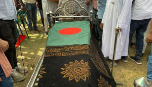 নিজ হাতে গড়া প্রতিষ্ঠানে চিরনিদ্রায় শায়িত ডা. জাফরুল্লাহ