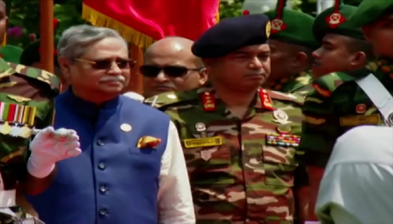 বঙ্গভবনে রাষ্ট্রপতি মো. সাহাবুদ্দিনকে ‘গার্ড অব অনার’ 