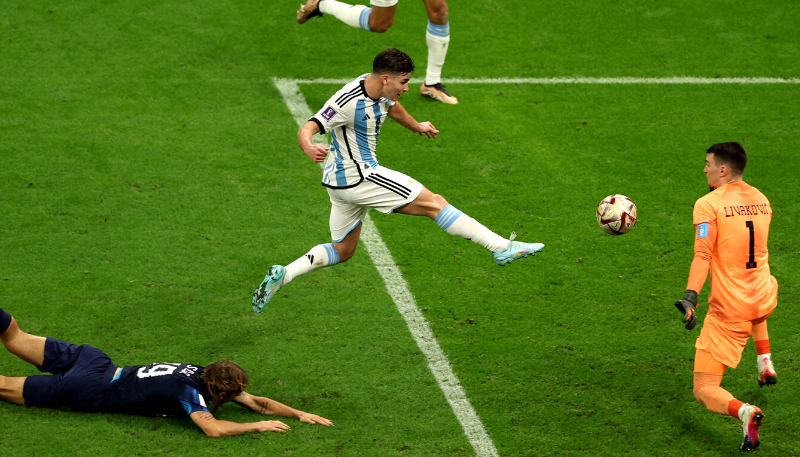 Messi, Alvarez fire Argentina into World Cup final-Xinhua