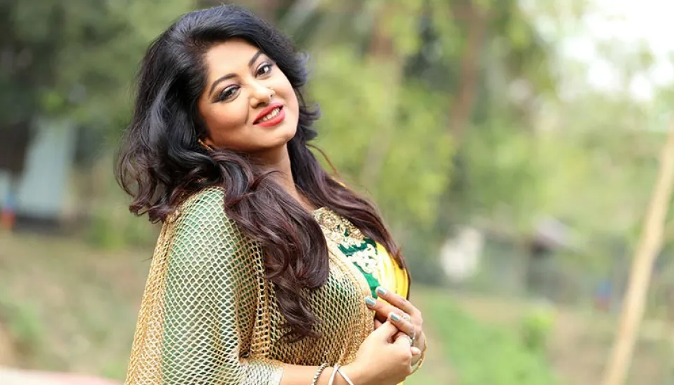 Moushumi to star in ‘Sonar Char’ 