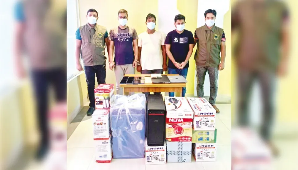 3 held for hacking digital system of super shop Shwapno 