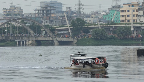 Hatirjheel water taxi rides ease commute, provide recreation