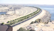 Construction of Aswan dam 
