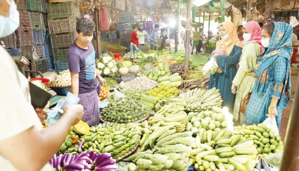 Prices of vegetables, chicken keep rising 