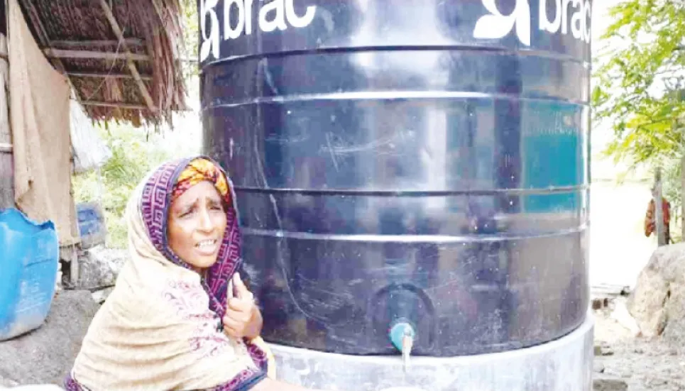 Many in Bagherhat taking to rainwater for survival 