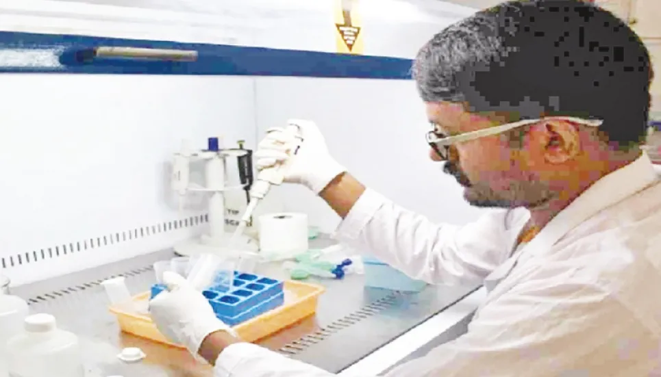 Bangladeshi scientist develops fish vaccine 