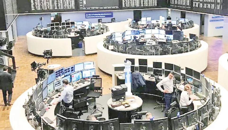 Equities climb on upbeat start to US earnings 