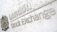 UK stocks bounces to pre-pandemic levels on gains in energy, bank stocks 