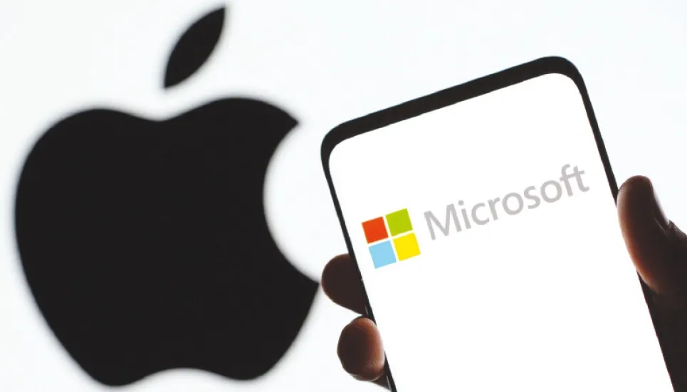 Microsoft nearly overtakes Apple as most valuable company 