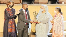 PM hands over first UNESCO-Bangabandhu prize to MoTIV of Uganda 