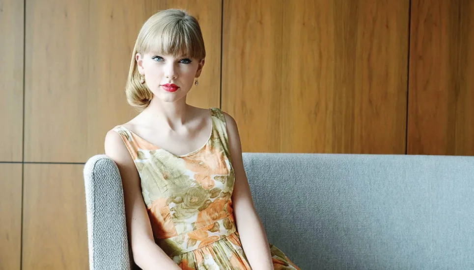 Taylor Swift releases rerecorded ‘Red’ album - The Business Post