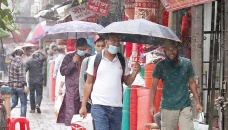 Winter rain takes Dhaka by surprise 