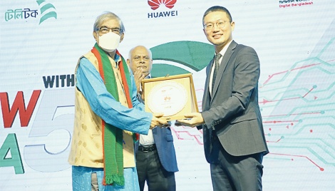 Huawei Bangladesh honoured with Pioneer 5G Partner Award 