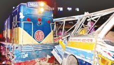 Train hits bus in Narayanganj, 2 dead 