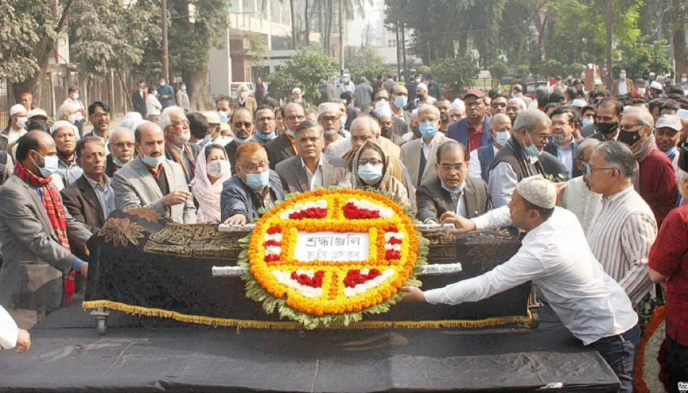 Media fraternity bids tearful adieu to Reazuddin Ahmed 