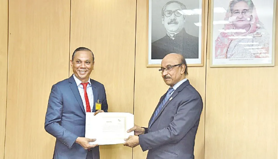 Bangladesh Bank recognises IPDC Finance 