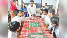 Rangpur students build English vocabulary with Scrabble