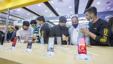 Discounts raise sales at smartphone, tab expo 