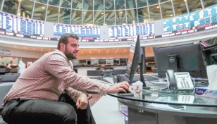 UAE bourses shift to new working week, indices in mixed terrain 