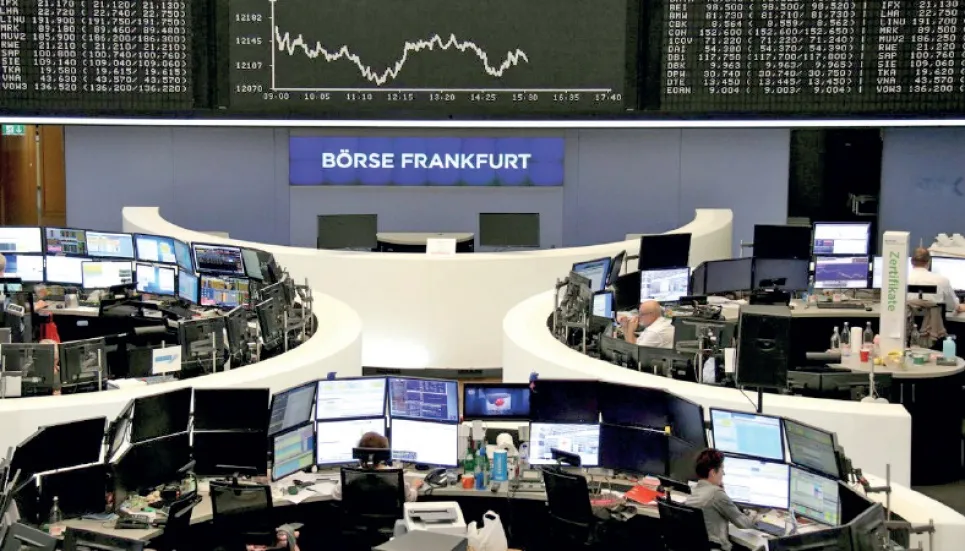 Stock markets mostly fall before European interest rate decisions 