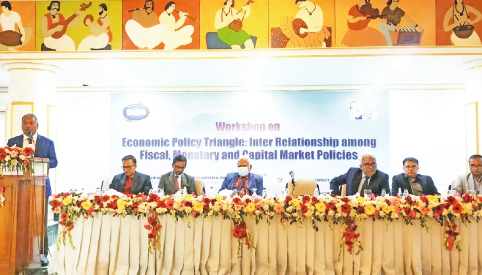 ‘Coordination among relevant regulators key to develop stock market’ 