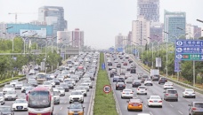 China vehicle sales rise 19% in Feb 