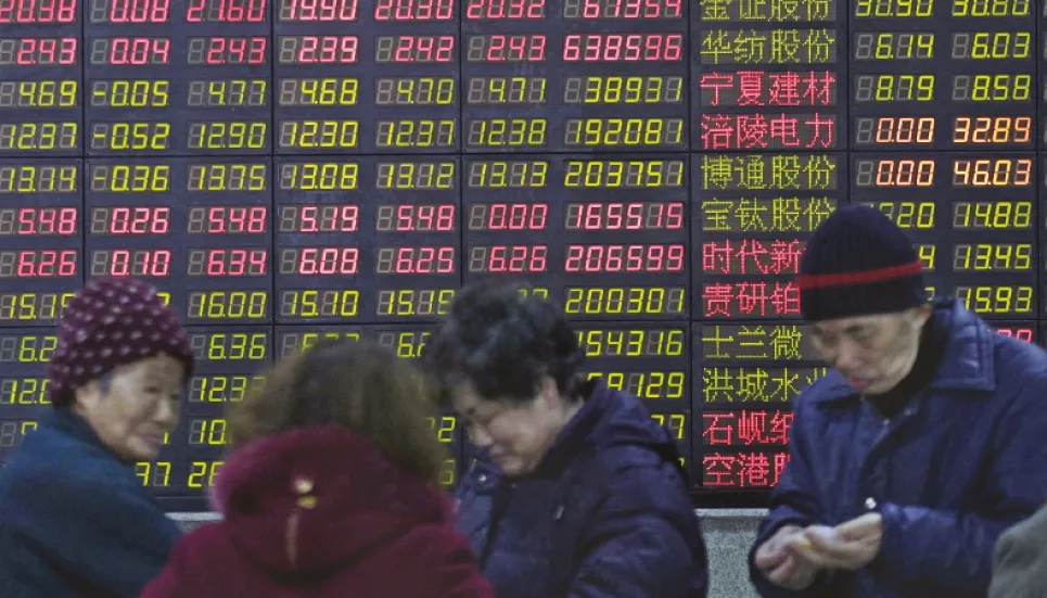 China stocks fall on Covid concerns, reserve ratio cut disappoints 