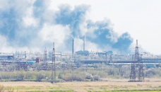 Bloody battle underway in Azovstal steel plant 