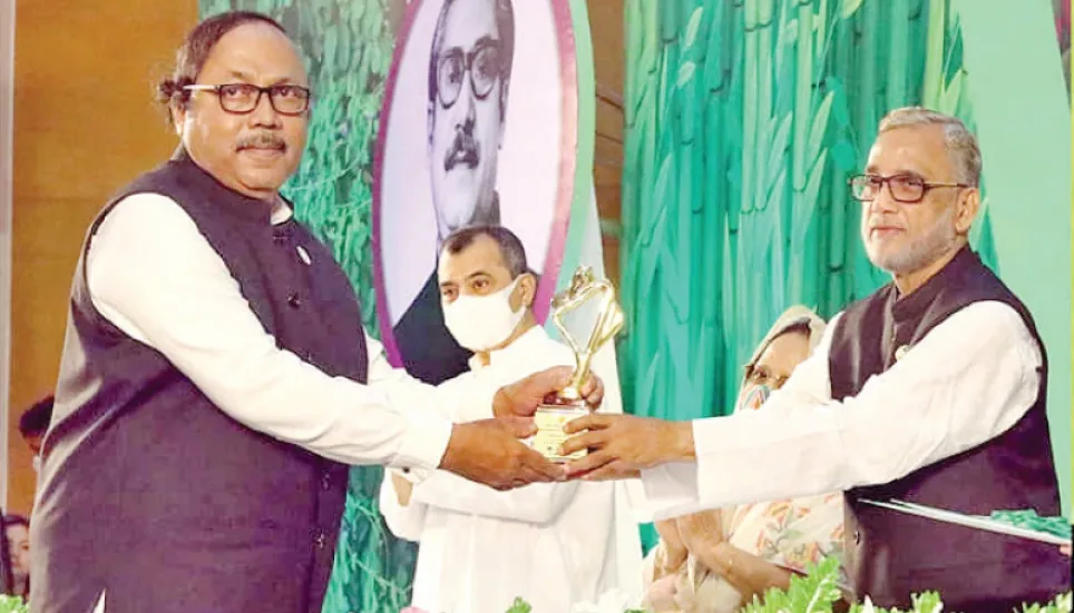 Rajshahi City Corporation wins National Environment Award 2021 