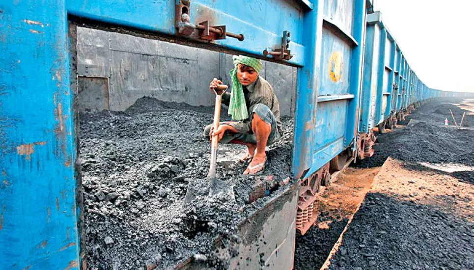 India’s Russian coal buying spikes as traders offer steep discounts