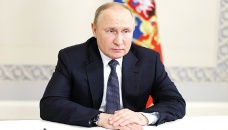 Putin pushes for stronger ties with BRICS nations 
