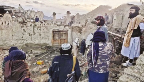 Over 1,000 killed in Afghan quake 