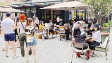 Shanghai will gradually resume dining-in at restaurants from June 29 