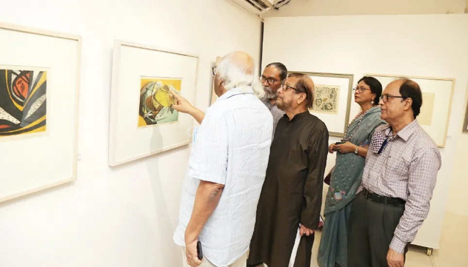 Gallery Chitrak pays tribute to Shilpaguru Safiuddin thru exhibition 