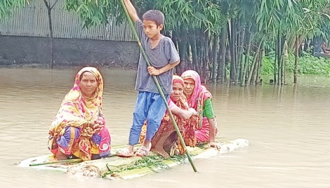 Thousands marooned again 