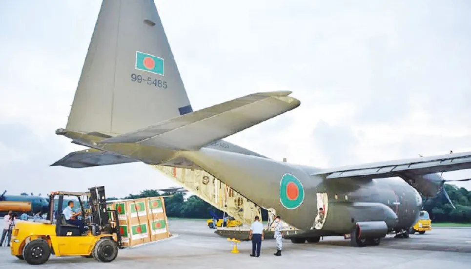 Dhaka sends relief supplies to Kabul 