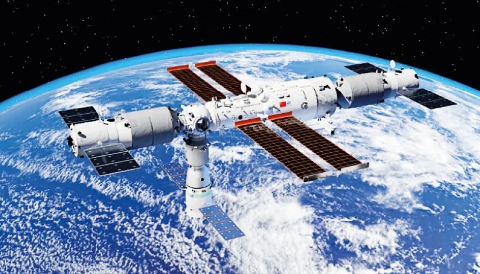 Chinese astronauts set up new lab on space station 