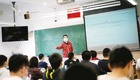 Shanghai schools to reopen Sept 1 
