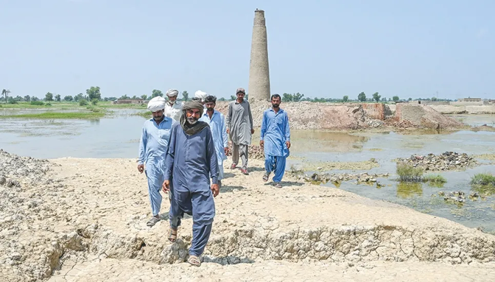 Pakistan's brick workers need kilns reignited after floods