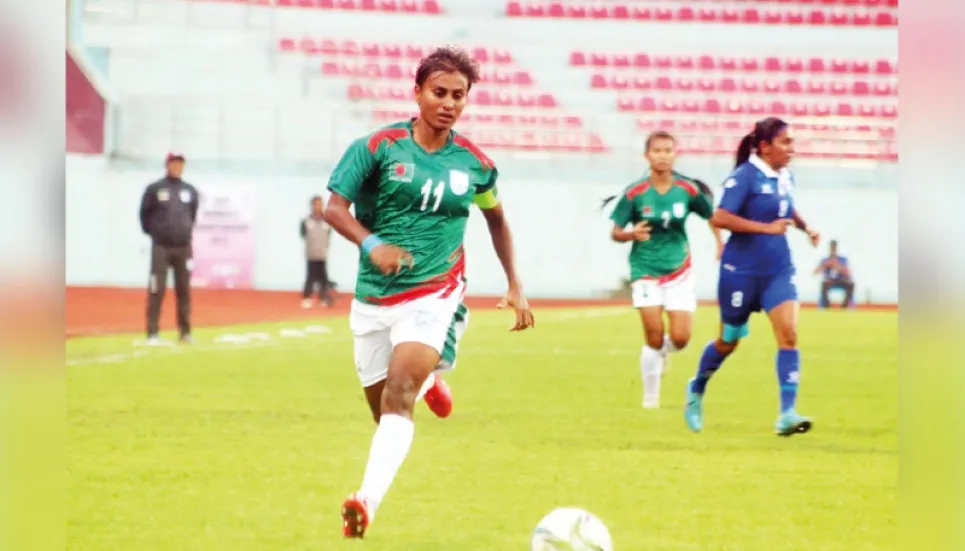 Skipper Sabina gives Bangladesh flying start