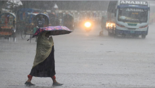 Brace for heavy showers in 24hrs!