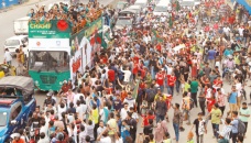 Celebration parade turns Dhaka into city of joy 
