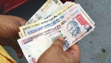Indian govt not averse to weaker rupee vs dollar 
