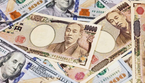 Japan govt steps in to support plummeting yen 