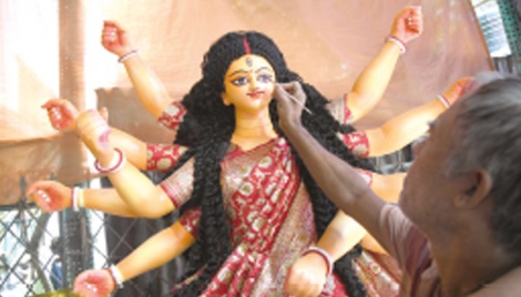 Durga Puja celebration begins in Northern region 