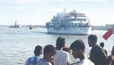 Tourist ships resume operation 